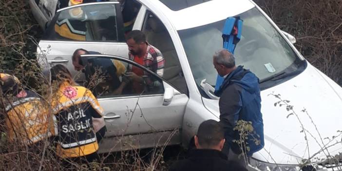 Tokat'ta otomobil tarlaya uçtu! 3 yaralı