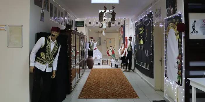 Rize'de eski ramazanlar okul koridorlarında yaşatılıyor
