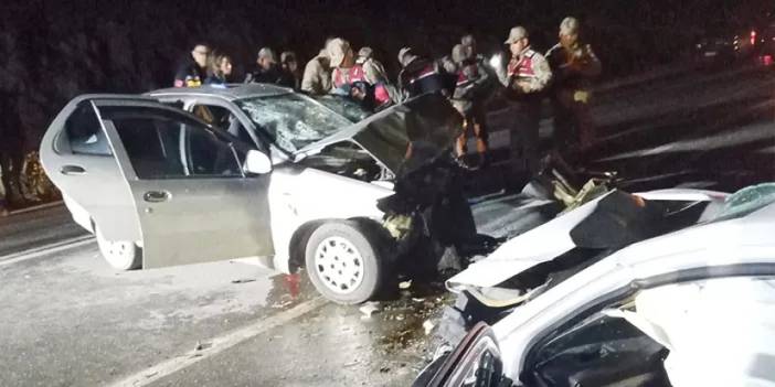 Gaziantep'te iki otomobil çarpıştı! 2 ölü, 5 yaralı