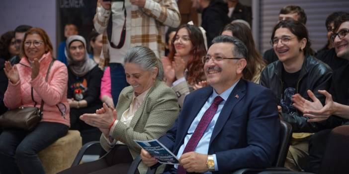 Trabzon Büyükşehir Belediye başkanı Başkan Ahmet Metin Genç 3. Tiyatro Festivali'nin açılışında
