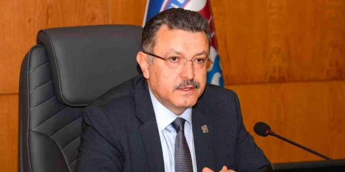 Trabzon Büyükşehir Belediye Başkanı Ahmet Metin Genç'e 3 danışman
