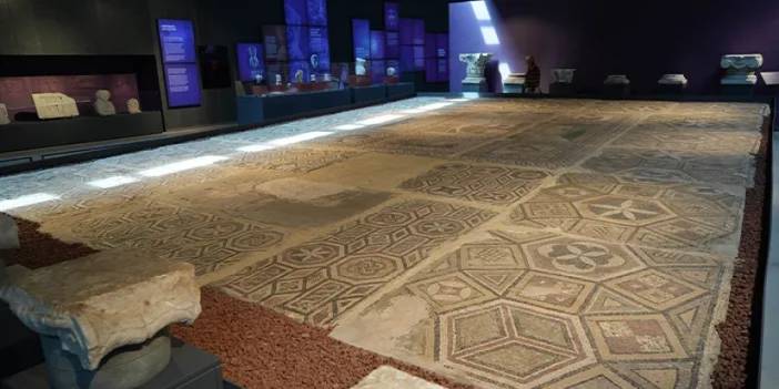 Samsun'da 'Amisos Mozaiği' yoğun ilgi çekiyor