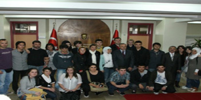 Alman Gençlerden Kızılcık'a ziyaret