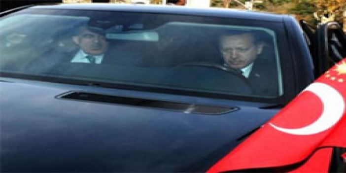 Erdoğan şoför, Gül yan koltukta