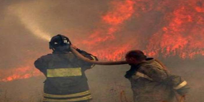 Trabzon Sürmene'de yangın.. evlere yayıldı. 10 Ocak 2011