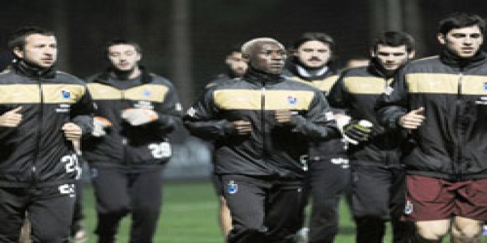 Trabzonspor'da sırılsıklam idman