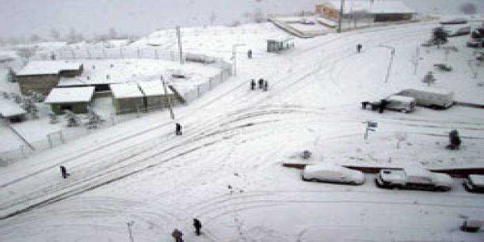 Gümüşhane'de 98 köy yolu ulaşıma kapandı 21 Şubat 2011