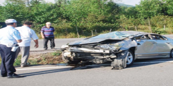 Otomobil dehşet saçtı:Muhtar öldü
