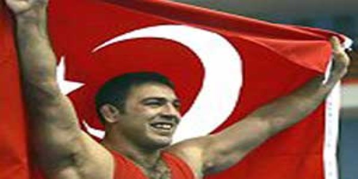MHP Trabzon'da sporcu sürprizi