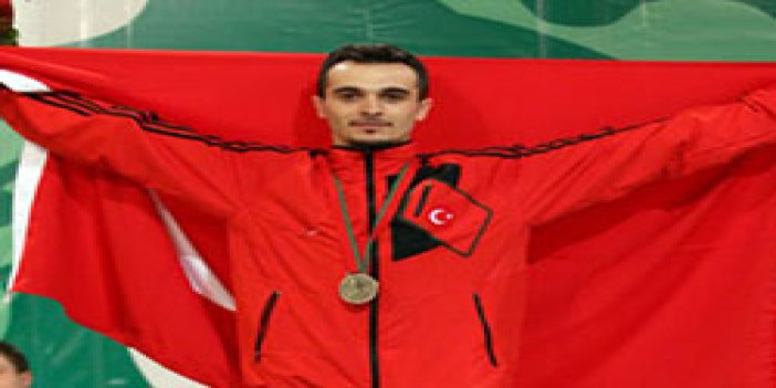 Trabzonspor'dan Mete'ye onur!