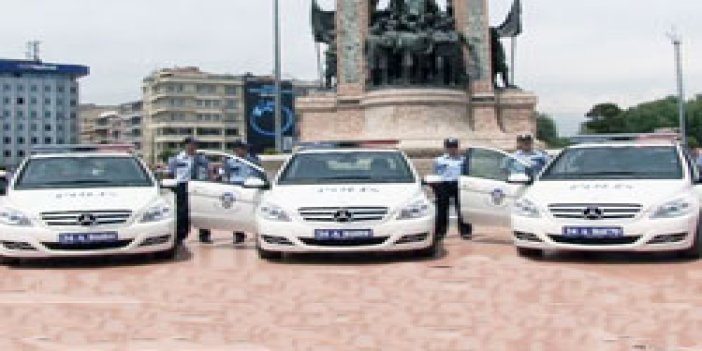 Mercedes'li polis!