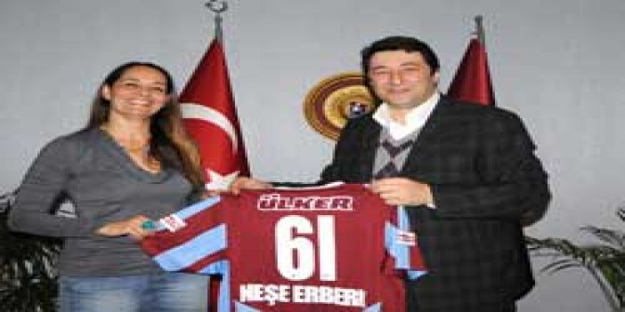 Neşe Erberk Trabzon'da okul açtı
