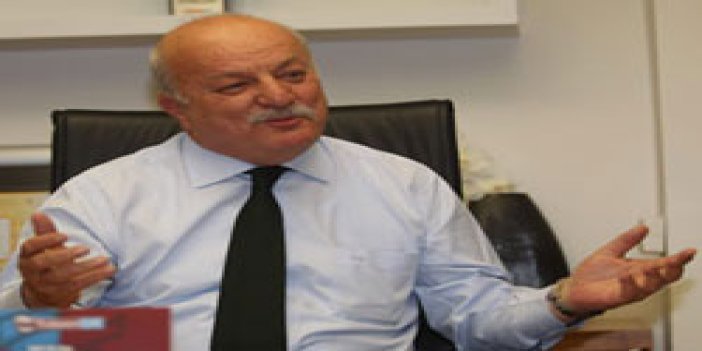 Şener Trabzon'dan ayrılmıyor