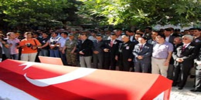 Bitlis'teki polis şehit oldu!