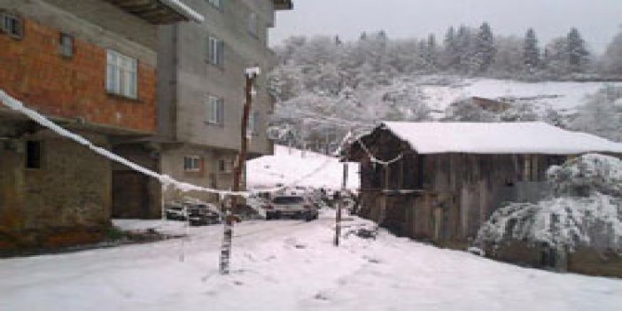 Trabzon Beşikdüzü'nde kar!