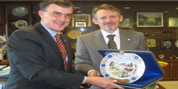Büyükelçi Trabzon'u geziyor