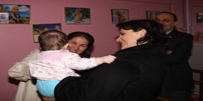 Kızılcık'tan çocuk yuvasına ziyaret
