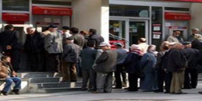 Kıbrıs'ta emeklilere "yaş" ayarı