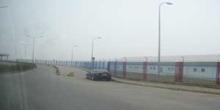 Trabzon havalimanını sis vurdu