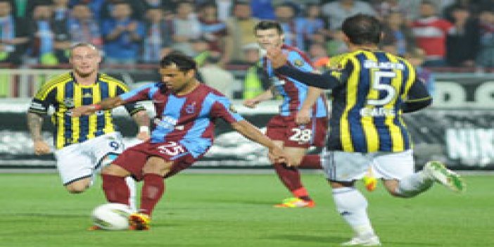 Trabzonspor derbilerde gülmedi