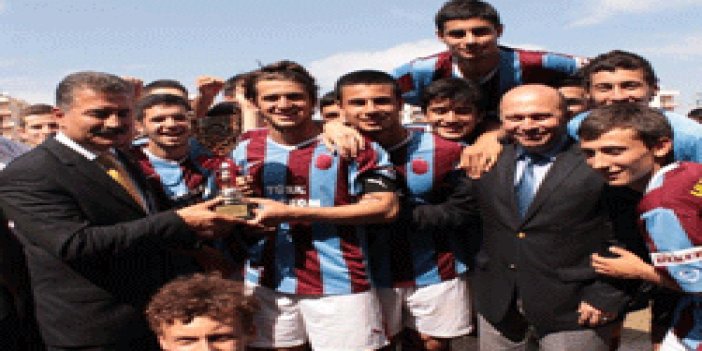 Liseler arası şampiyon Trabzon