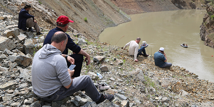 Artvin'de nehre düşen vatandaş için arama kurtarma çalışmaları 3 gündür sürüyor
