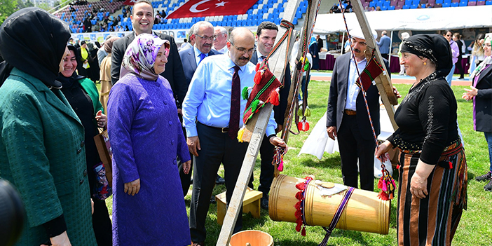 Trabzon'da 'Hayat Boyu Öğrenme Haftası' şenlikleri başladı