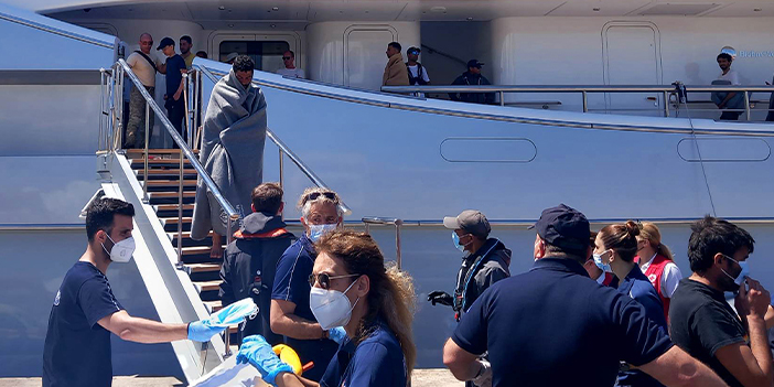 Yunanistan'da göçmen teknesi alabora oldu! 78 kişi hayatını kaybetti