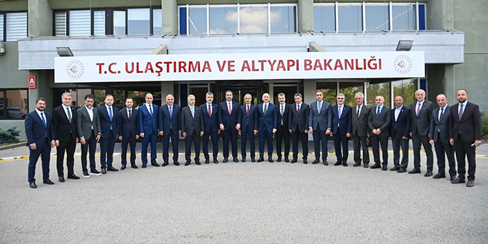 AK Parti Trabzon’dan Bakan Uraloğlu’na ziyaret