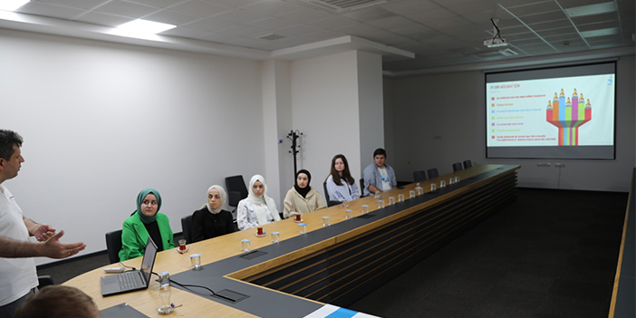 Trabzon Üniversitesi öğrencilerine 'Etkili Staj' semineri