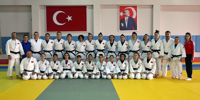 Judoda kadın genç ve ümit milli takımlar Trabzon'da ortak kamp yapıyor