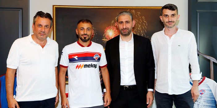 1461 Trabzon FK' da bir imza daha atıldı! 