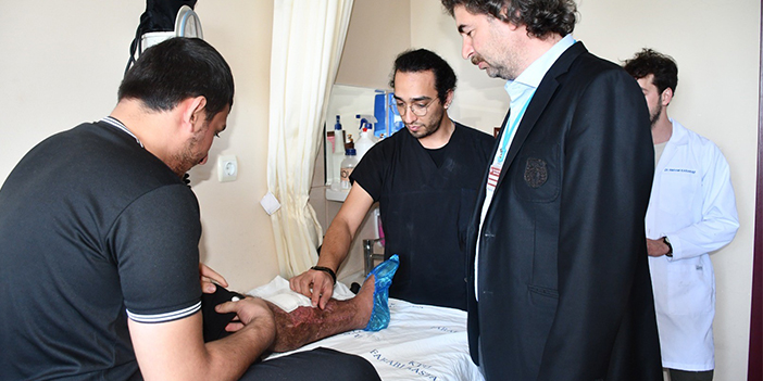 Trafik kazası sonrası bacağı kopma noktasına geldi! Trabzon'da sıra dışı tedavi ile yürümeye başladı