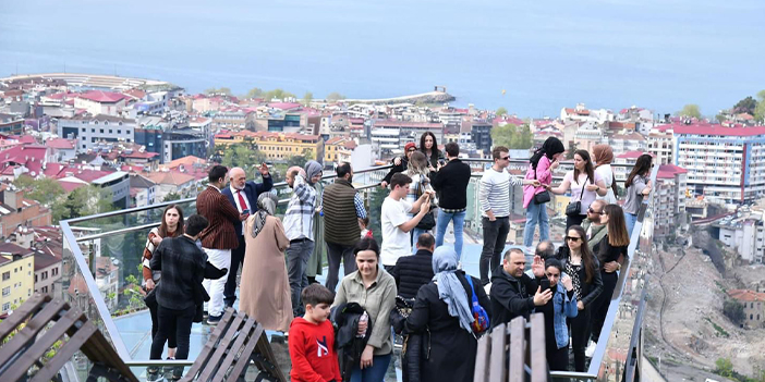 Ortahisar Belediyesi’nden Turizme büyük katkı ‘’Trabzon Akvaryum’’ ve‘’ Boztepe Seyir Terası’’  turizmin gözbebeği