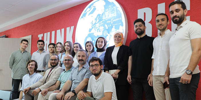 Trabzon Üniversitesi'nde düzenlenen "Blok Tabanlı Robotik ve Kodlama Eğitimi" sona erdi