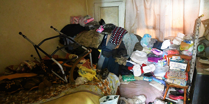 Samsun'da 8 yıldır çöp biriktiren kadının evi herkesi şoke etti 