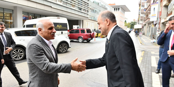 Başkan Zorluoğlu Trabzon Muhtarlar Federasyonu’nu ziyaret etti