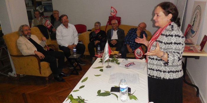 Trabzon'da Tarih öğretmeni Saraçoğlu'ndan Cumhuriyetin 100’üncü Yılı Konferansı
