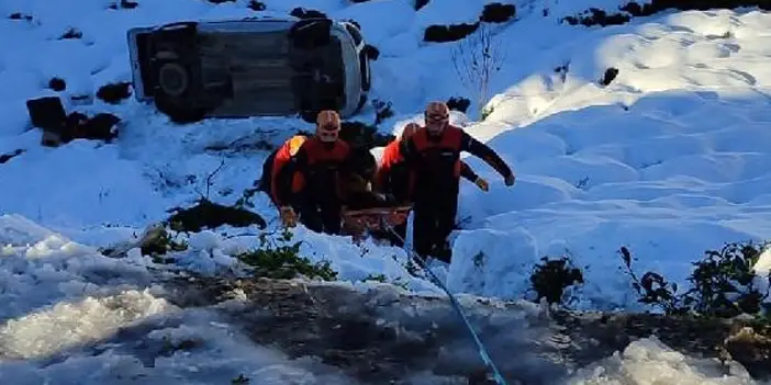 Rize'de buzlanmada kayarak çay bahçesine yuvarlandı! Hayatını kaybetti