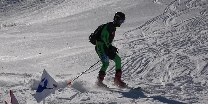 Dağ Kayağı Türkiye Şampiyonası çığ tehlikesi nedeniyle ertelendi