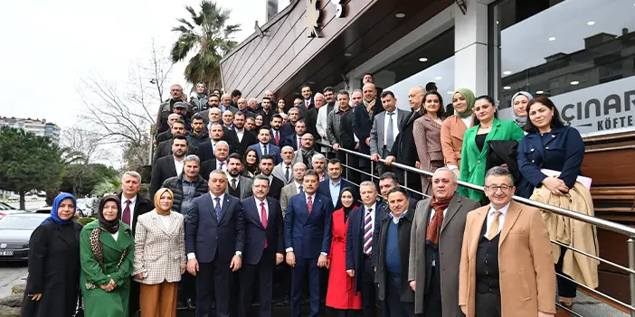 Başkan Genç meclis üyeleriyle buluştu! "Trabzon'daki sonuç bütün Türkiye'ye sirayet ediyor"