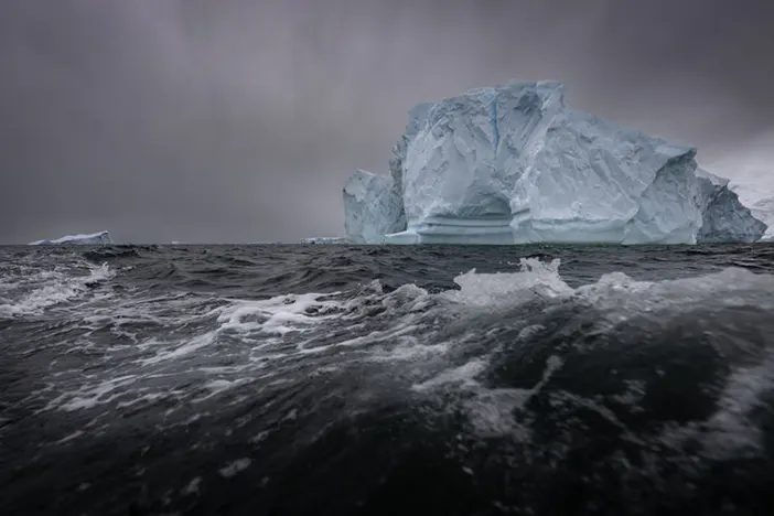 antarktikada-buzullarin-sirlarini-cozme-yolculugu-gelecegi-aydinlatan-8-ulusal-bilim-seferi-005.webp