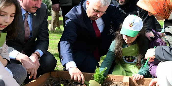 Trabzon'da 'Dünya Ormancılık Günü'nde fidan aşılama etkinliği