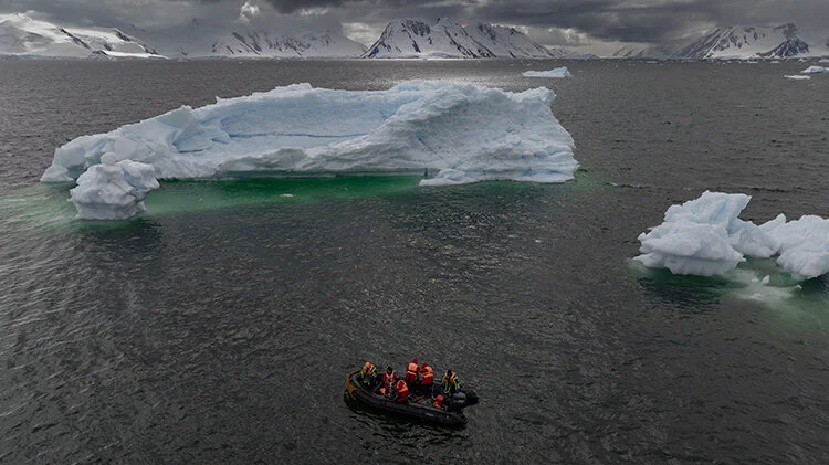 turkiyenin-antarktikadaki-cevresel-arastirmalari-kutuplarda-bir-bilim-yolculugu-001.webp
