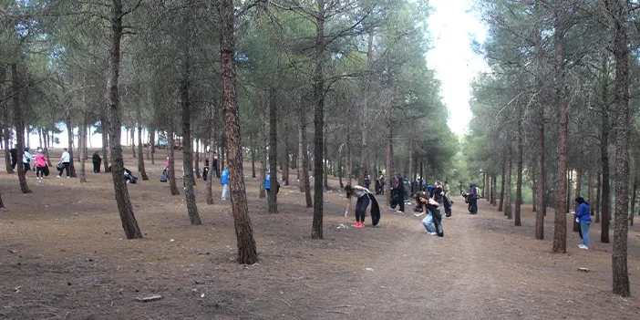 Samsun'da "daha temiz bir çevre için" çöpler toplandı 