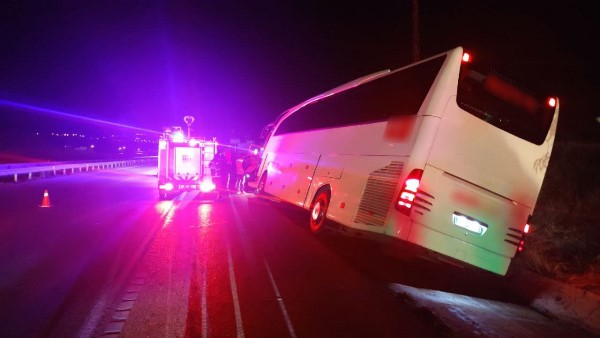 Giresun'a giden yolcu otobüsü tır ile çarpıştı! 2 ölü 20 yaralı