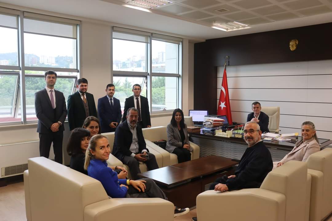 Trabzon Barosu Başkanı Duygu Keleş Aydın mazbatasını aldı