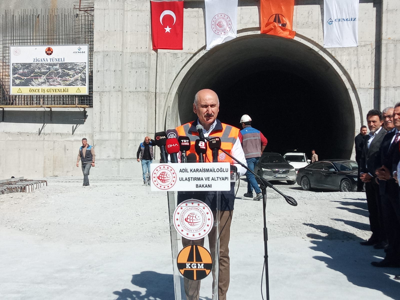 Bakan Karaismailoğlu, Trabzon'da açıkladı! "Sona yaklaşıyoruz"