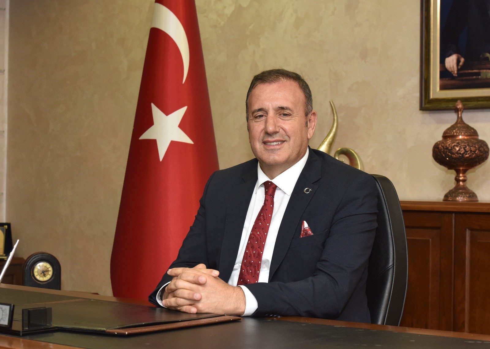 Avrupa pazarına girmek isteyen Trabzon firmalarına çağrı yaptı: "100 şirket satılığa çıkarıldı"