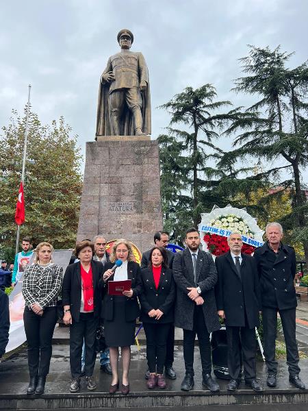 CHP Trabzon'dan 10 kasım töreni